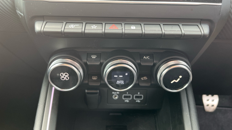 Renault Clio 1.0 TCe 90 RS Line 5dr Petrol Hatchback